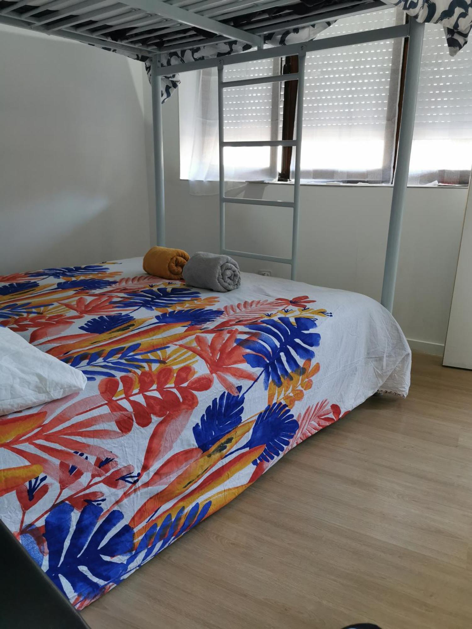 Locatif Gare Lille Europe Souvenir Bed & Breakfast Екстериор снимка
