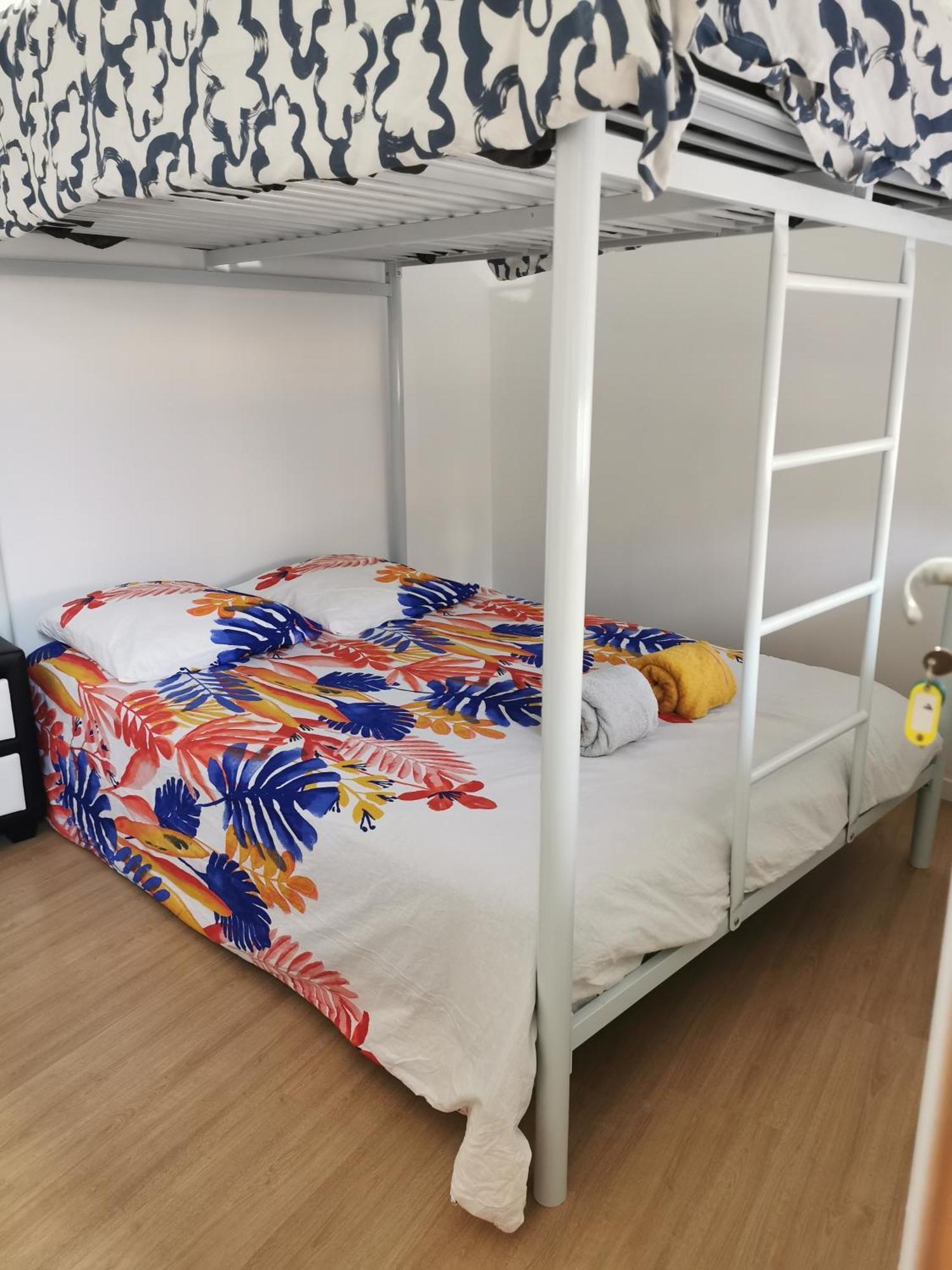 Locatif Gare Lille Europe Souvenir Bed & Breakfast Екстериор снимка
