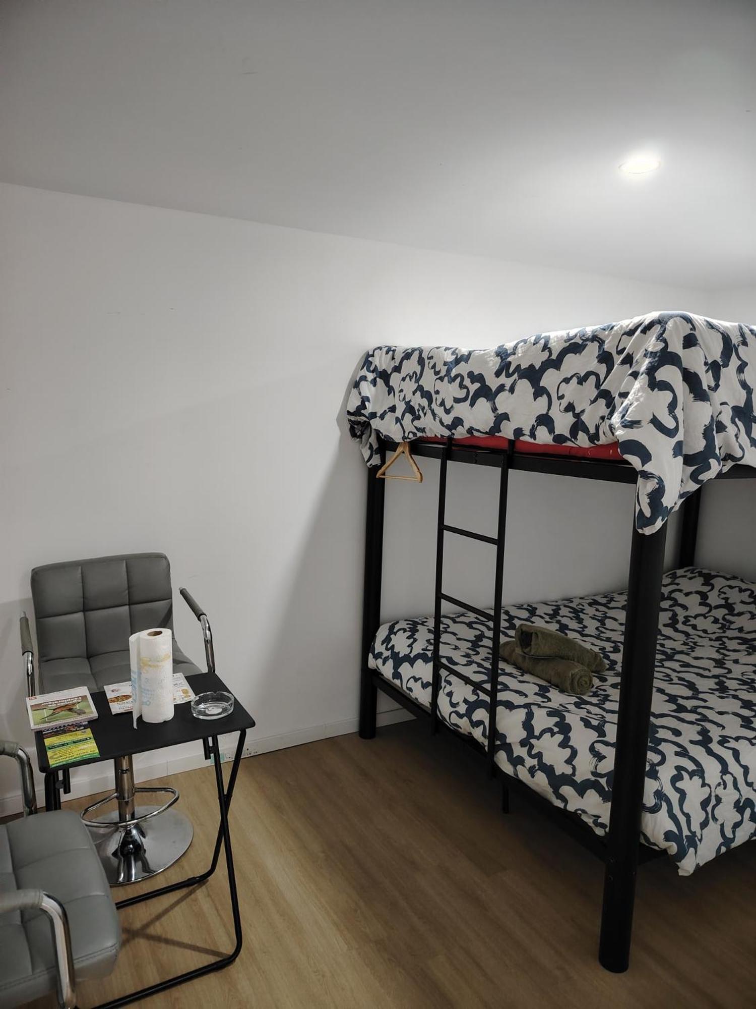 Locatif Gare Lille Europe Souvenir Bed & Breakfast Екстериор снимка